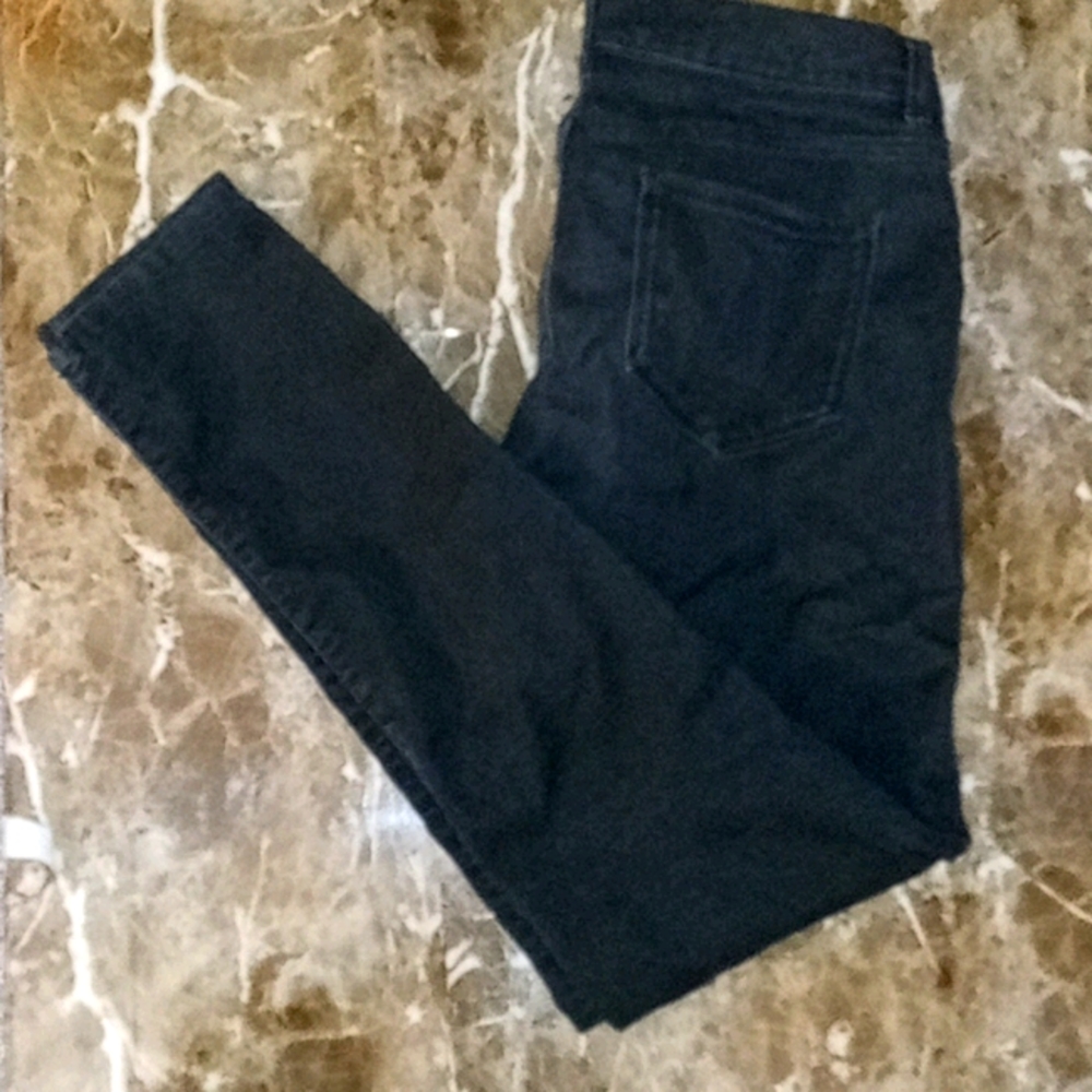 Black skinnys